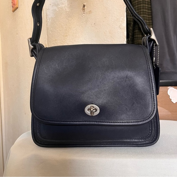 Coach Rambler Turnlock Bag 9061 - Picture 10 of 10